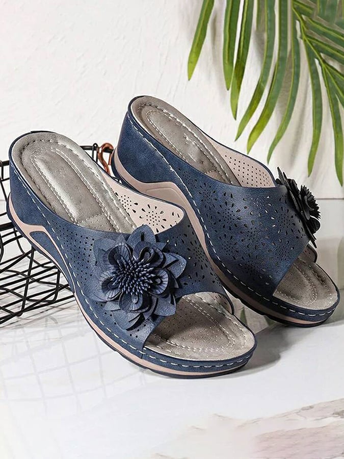 ✝️Buy 3 Get 10% Off✝️Women's Flower Hollow Fish Mouth Slippers