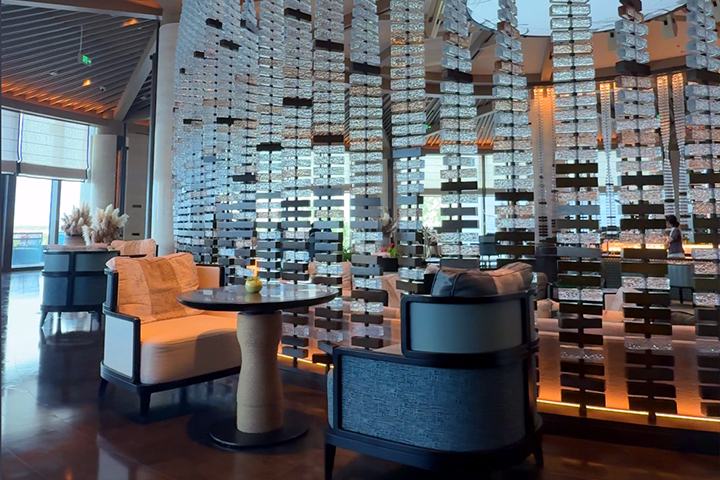 项目 2 - 奢华典雅设计