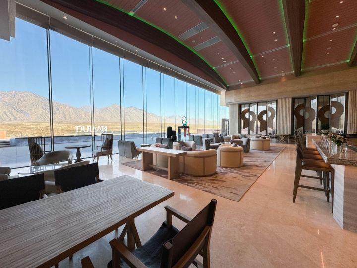 项目 3 - 简洁时尚空间