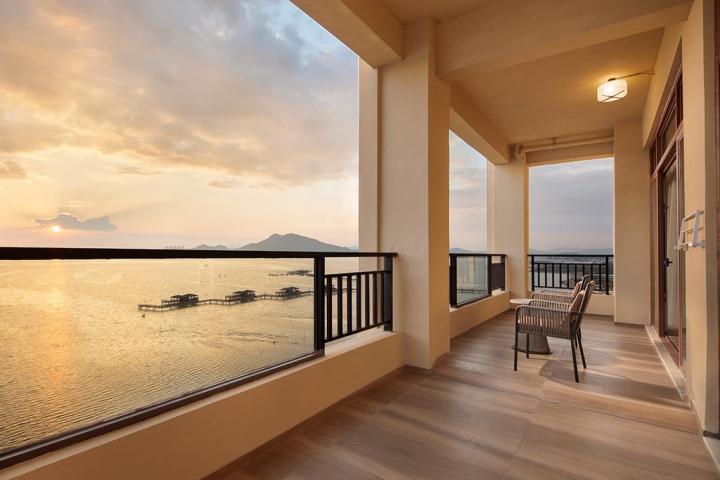 项目 2 - 奢华典雅设计