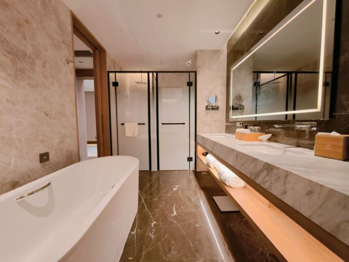 项目 2 - 奢华典雅设计