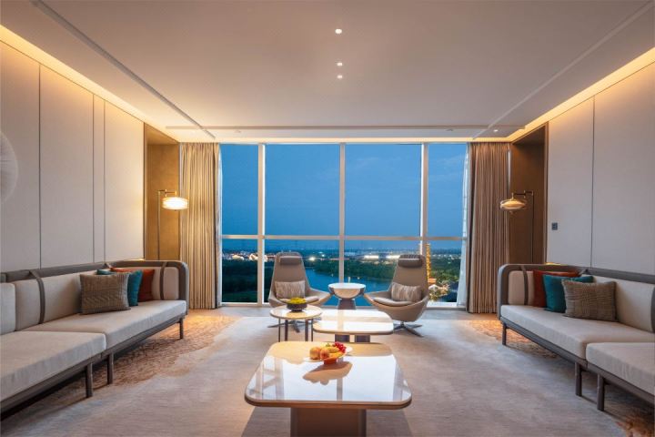 项目 2 - 奢华典雅设计