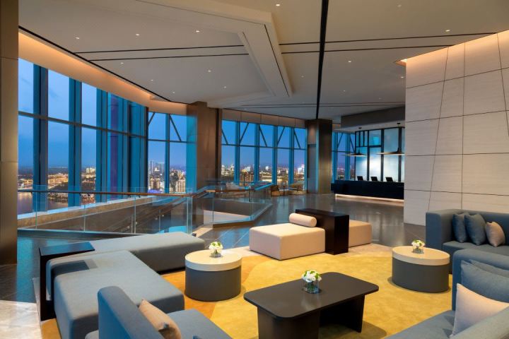 项目 2 - 奢华典雅设计