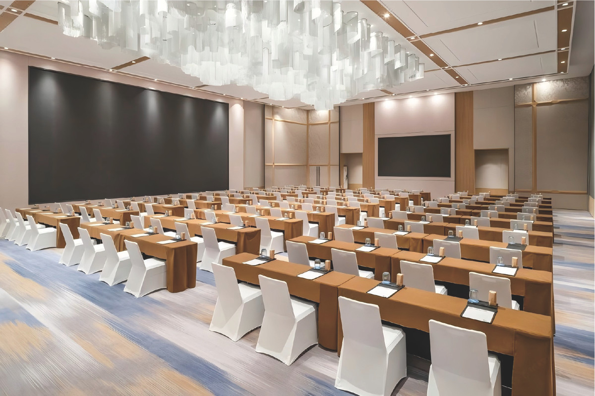 项目 7 - 豪华度假风情