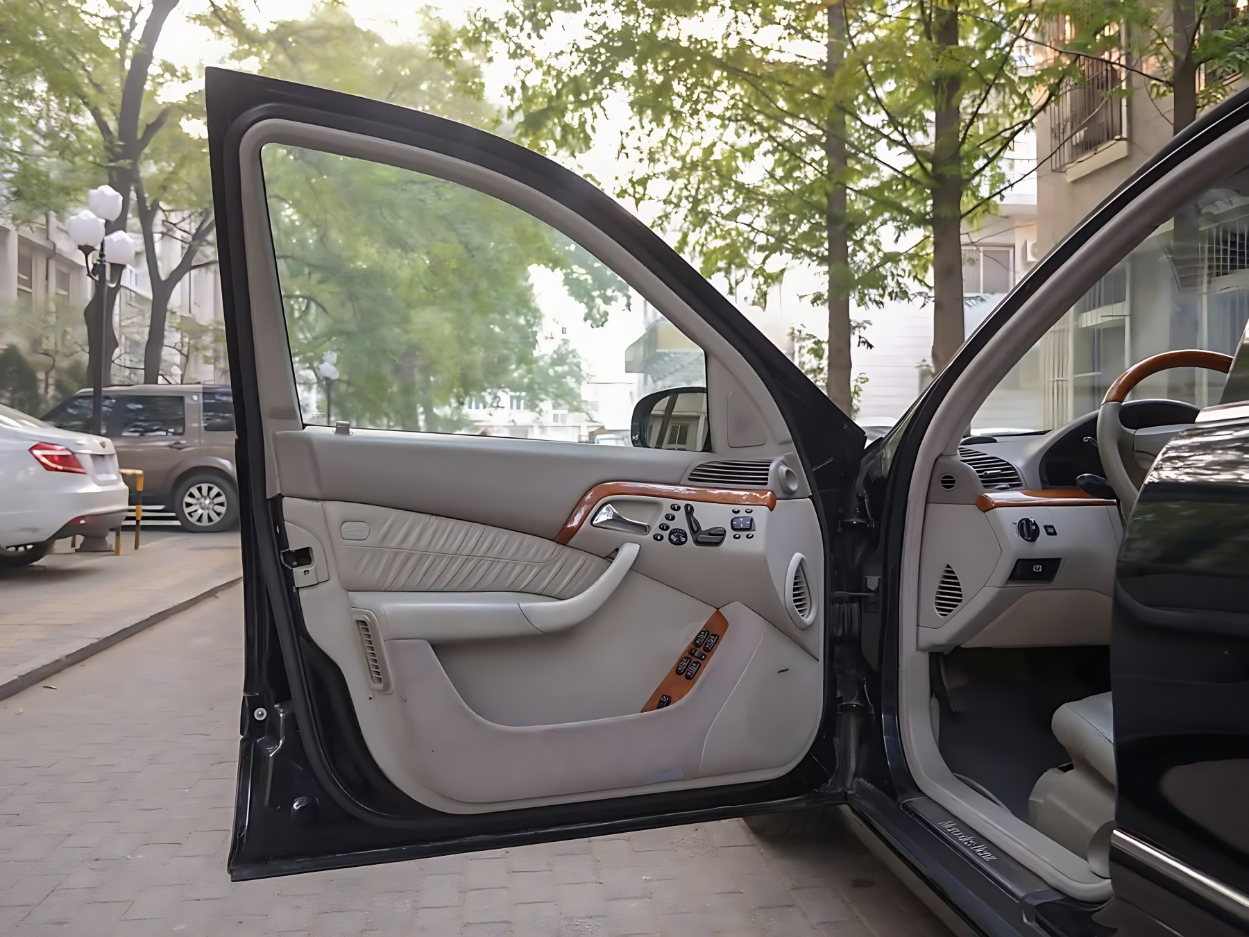 Car Interior Door Handle Cover Parts Kit Mount For 1998-2003 Benz S-Class W220