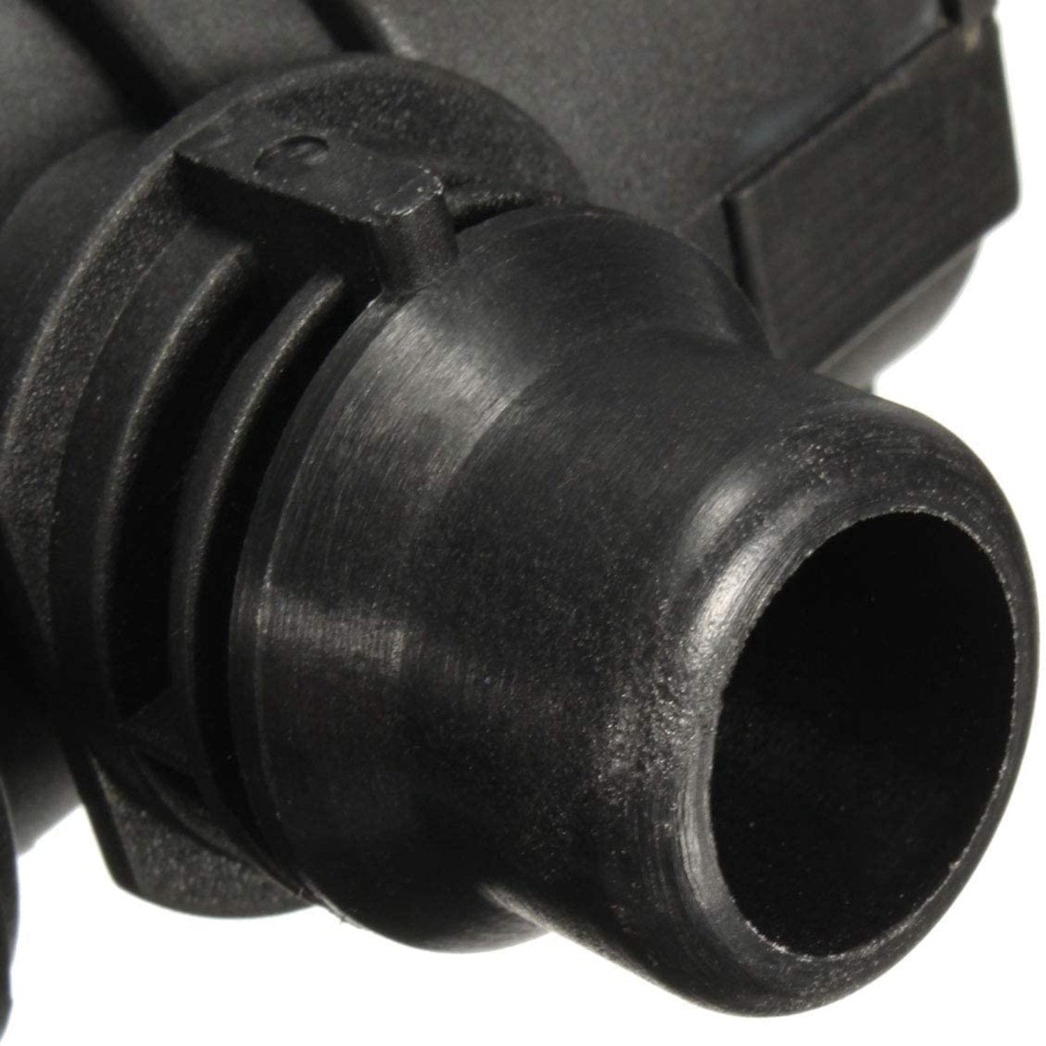 For BMW 1'/3'/X1/Z4 Upper Radiator Hose - 17127531579 | YDSSTORE