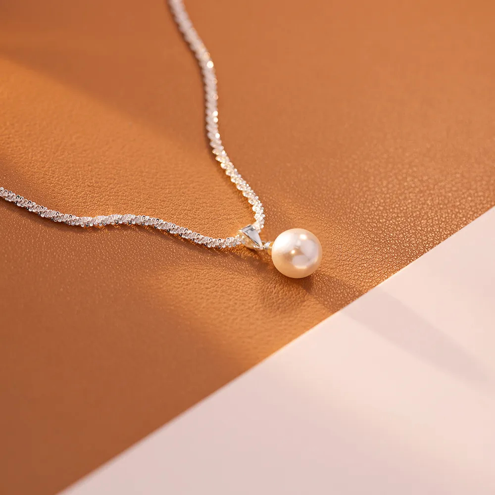 Collana di perle d'acqua dolce placcate oro 18 carati