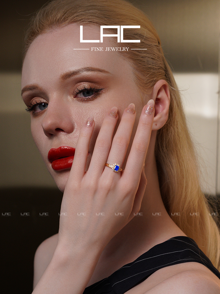 Inel din aur de 18K și safir natural cu safir natural