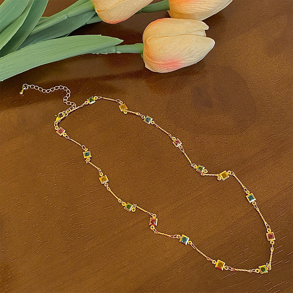 🎁 50% reducere la toate produsele! 💃Colier Elizabeth | placat cu aur de 18k🌟