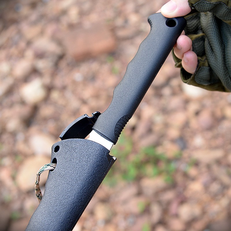 Višenamjenska sjekira za kampiranje na otvorenom