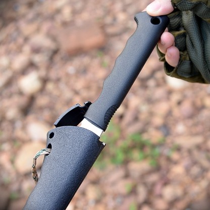 Višenamjenska sjekira za kampiranje na otvorenom