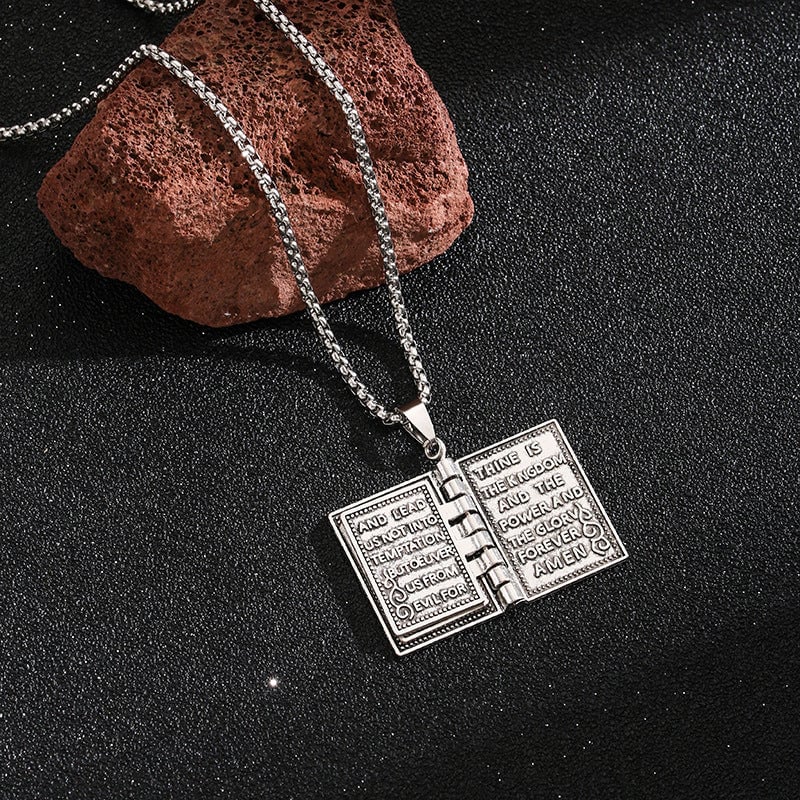 Piccola collana con croce