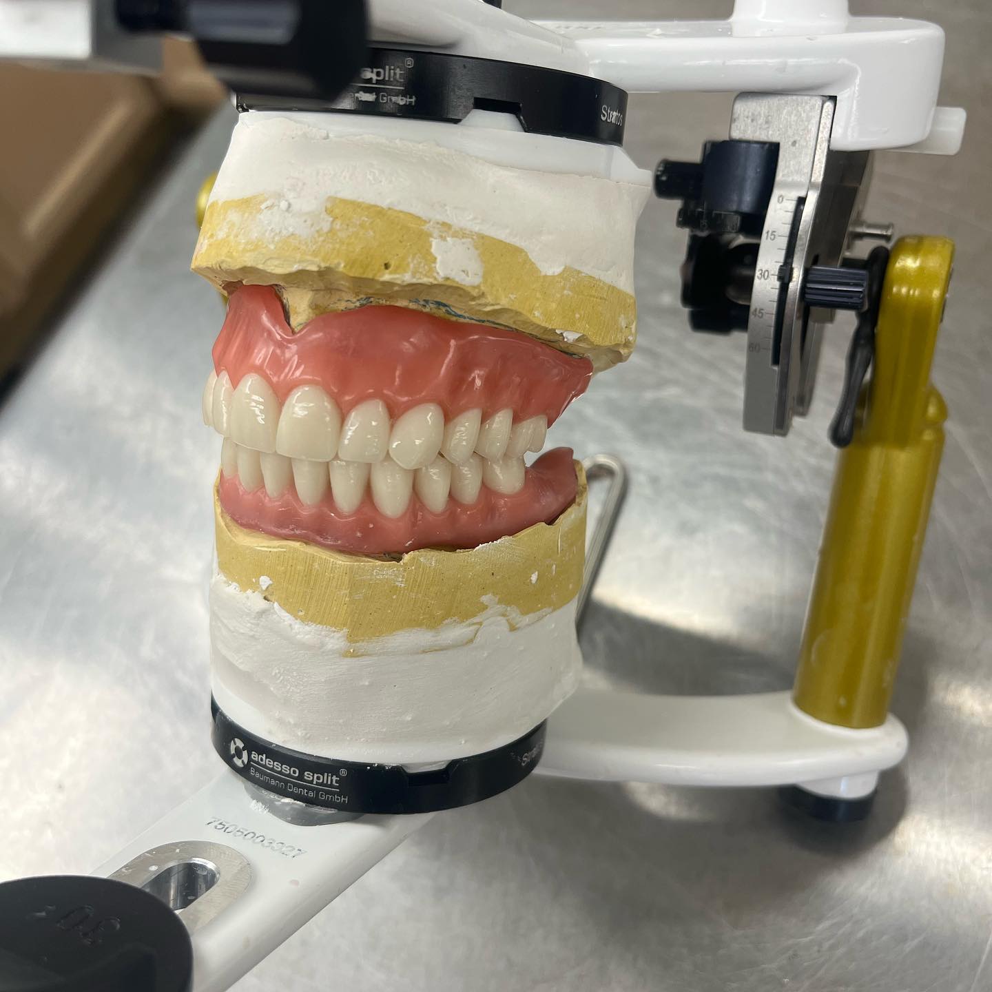 Easy Denture™ kerámia kompozit szilikon állítható univerzális fogpótlás