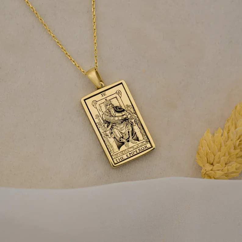 Collana doppia faccia dei tarocchi dello zodiaco dell'imperatore Ariete - Gioielli dello zodiaco - Ciondolo dello zodiaco - Regalo di compleanno - Regalo per la persona amata (Unisex)