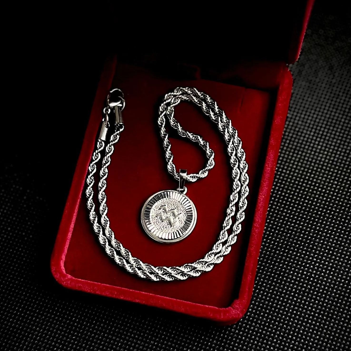 Pré-encomende colares dos doze signos do zodíaco em ouro e prata (unissex)