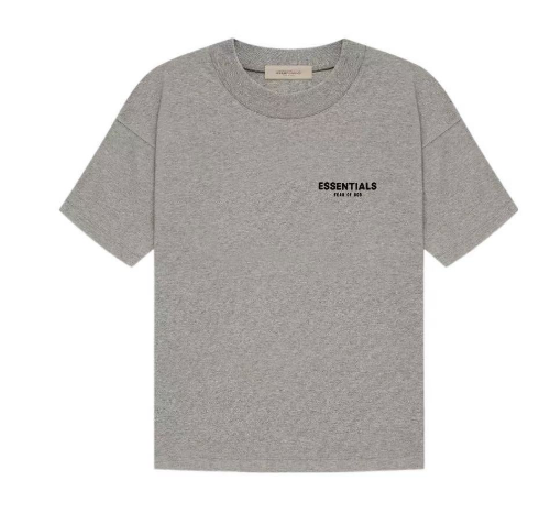 Ess*** Relaxed Light Oatmeal Shorts – Minimal Streetwear Comfort Fit