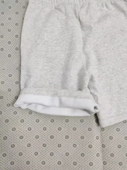 Ess** Sweatshort  Gray Color