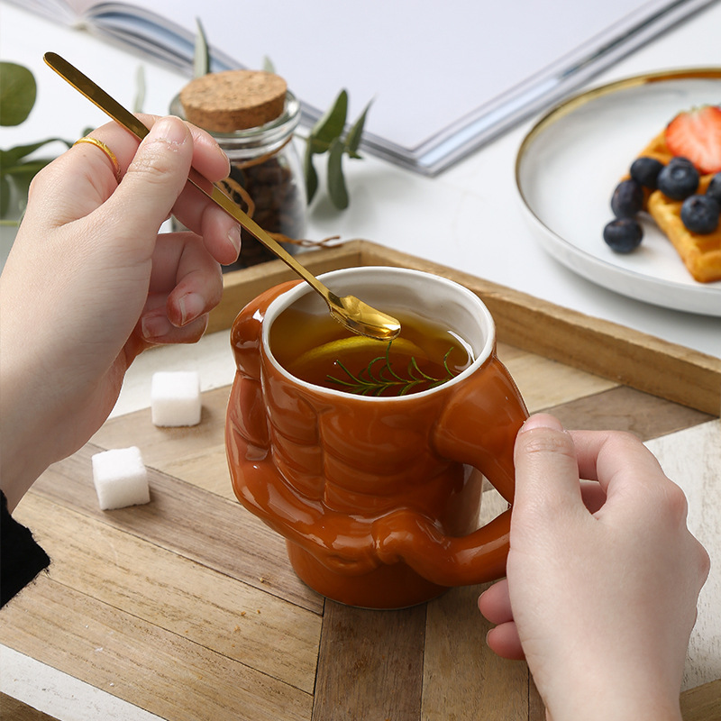 💪 Muscle Man Mug - Hilarious Novelty Coffee Cup for Gym Bros & Besties | Funny Gift for Men & Women (12oz Ceramic)