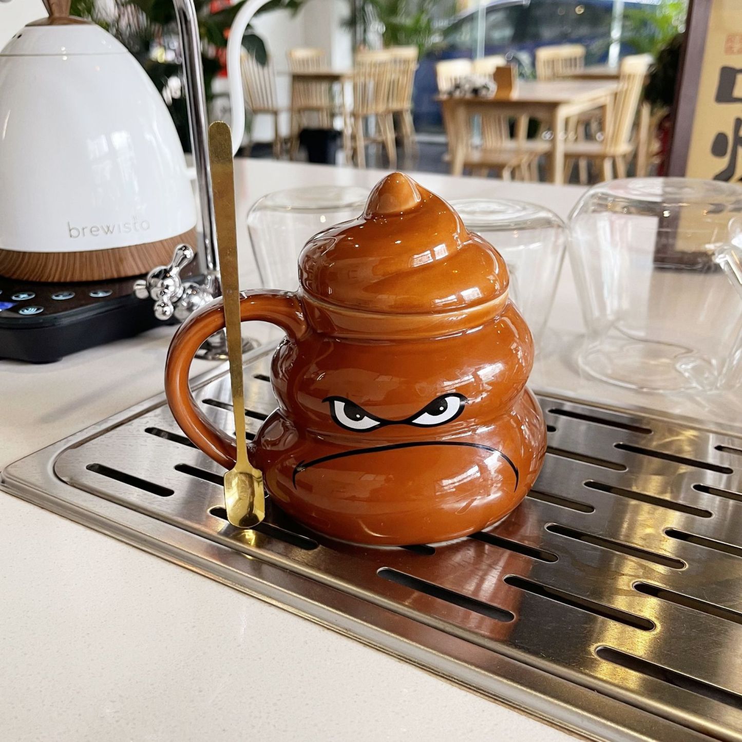 💩 Poop Emoji Mug - Funny Novelty Coffee Cup with 3D Toilet Design (11oz) - Perfect Gag Gift for Birthday & White Elephant Parties