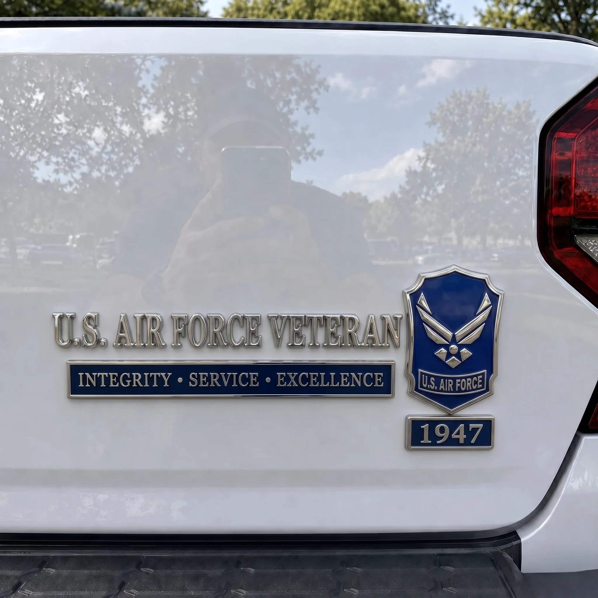 Veteran emblem product display