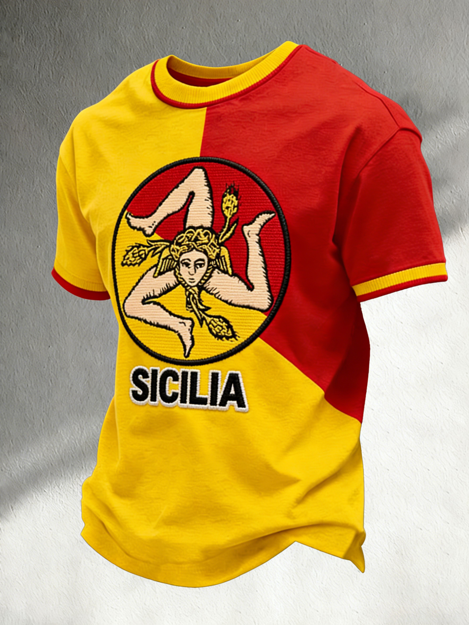 Maglietta da uomo con elementi di abbigliamento da lavoro italiani ispirati alla siciliana e stampa artistica