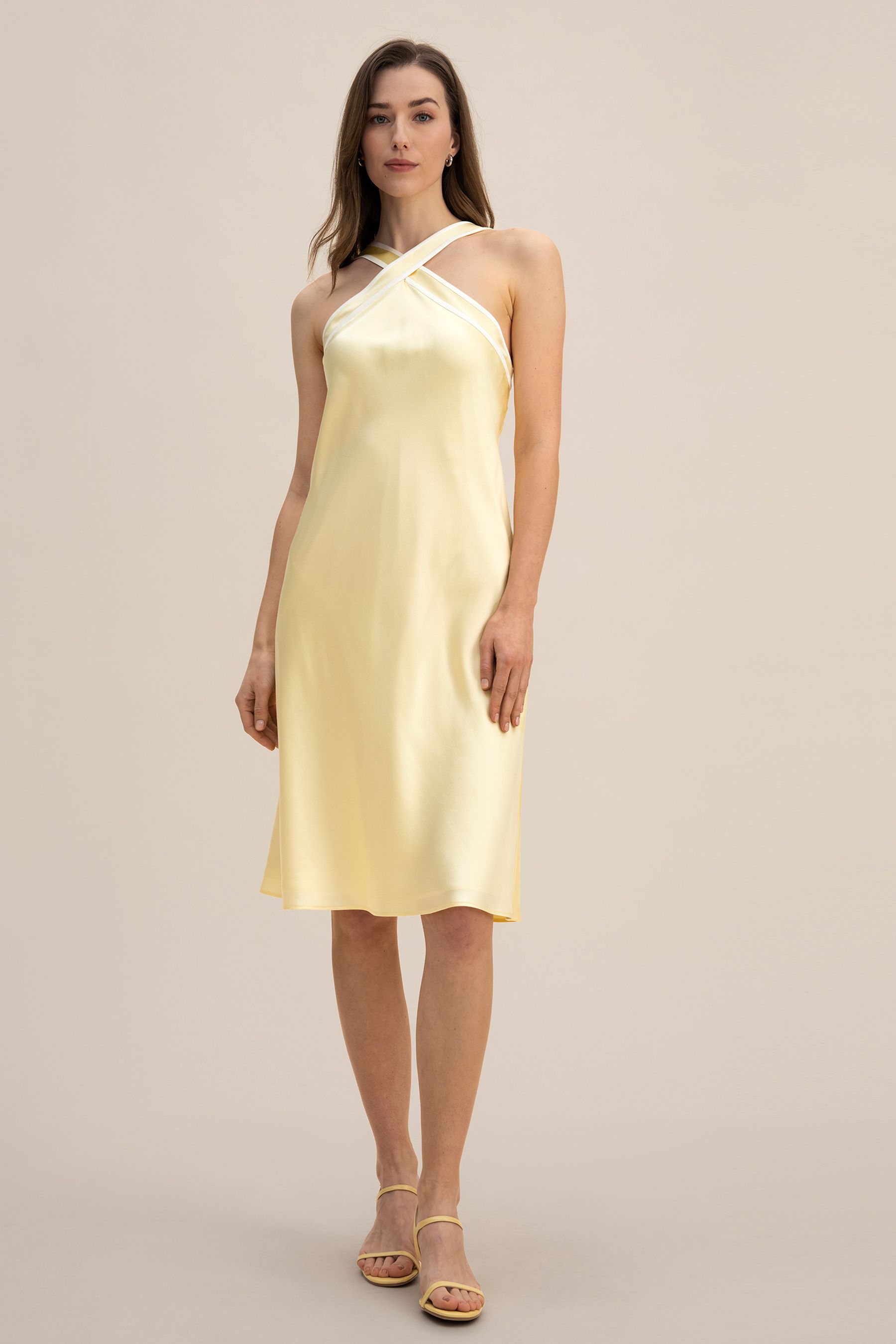 #color_22MM LILYÁUREA® Undyed Natural Golden