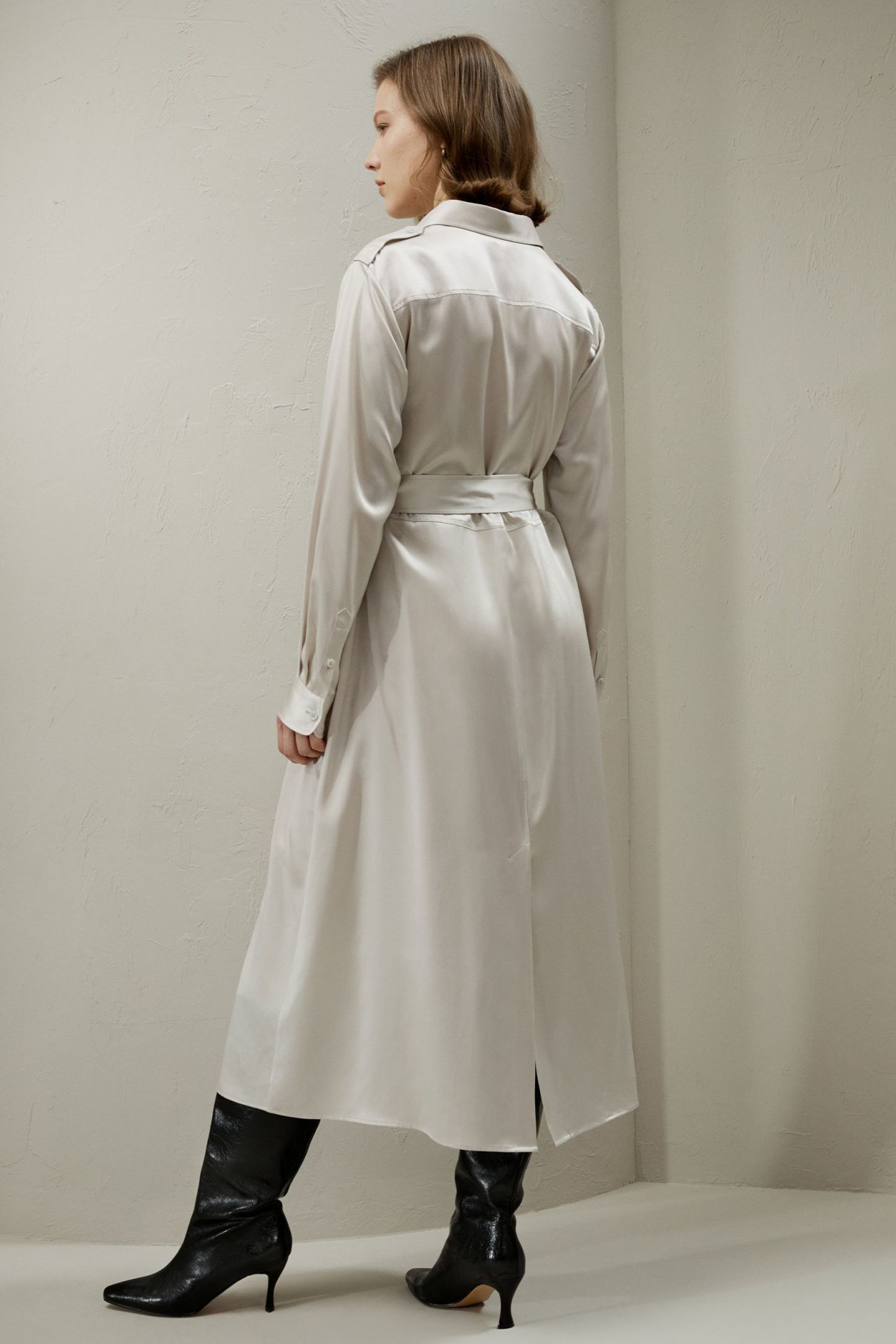 #color_Pale Gray
