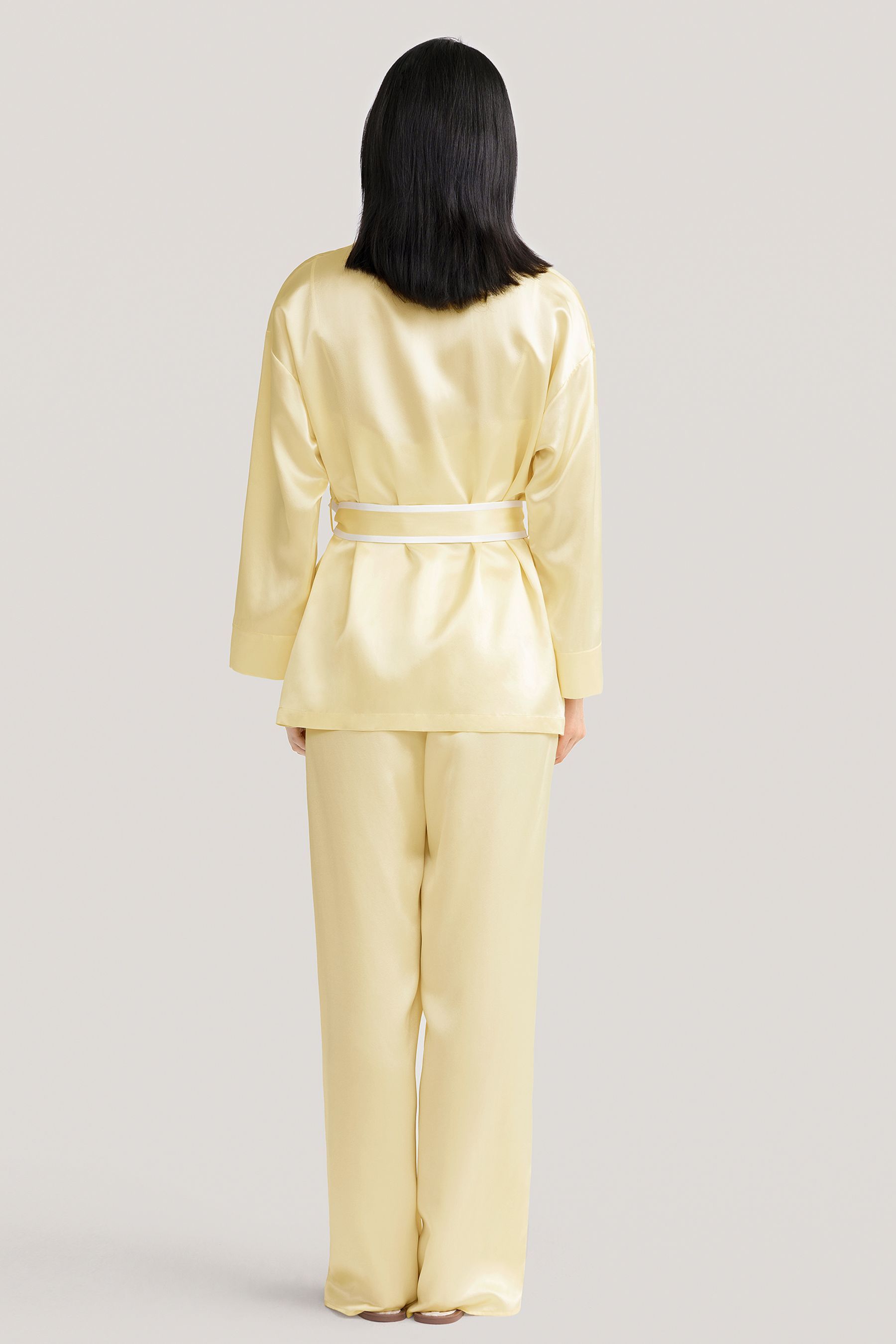 #color_22MM LILYÁUREA® Undyed Natural Golden