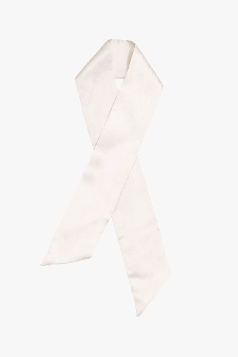 #color_Natural White