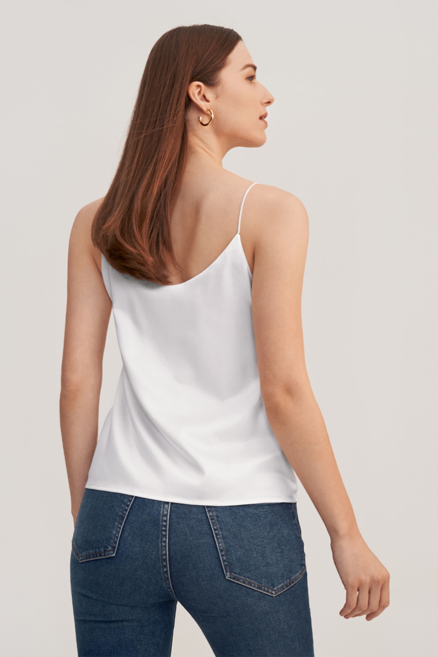 #color_White