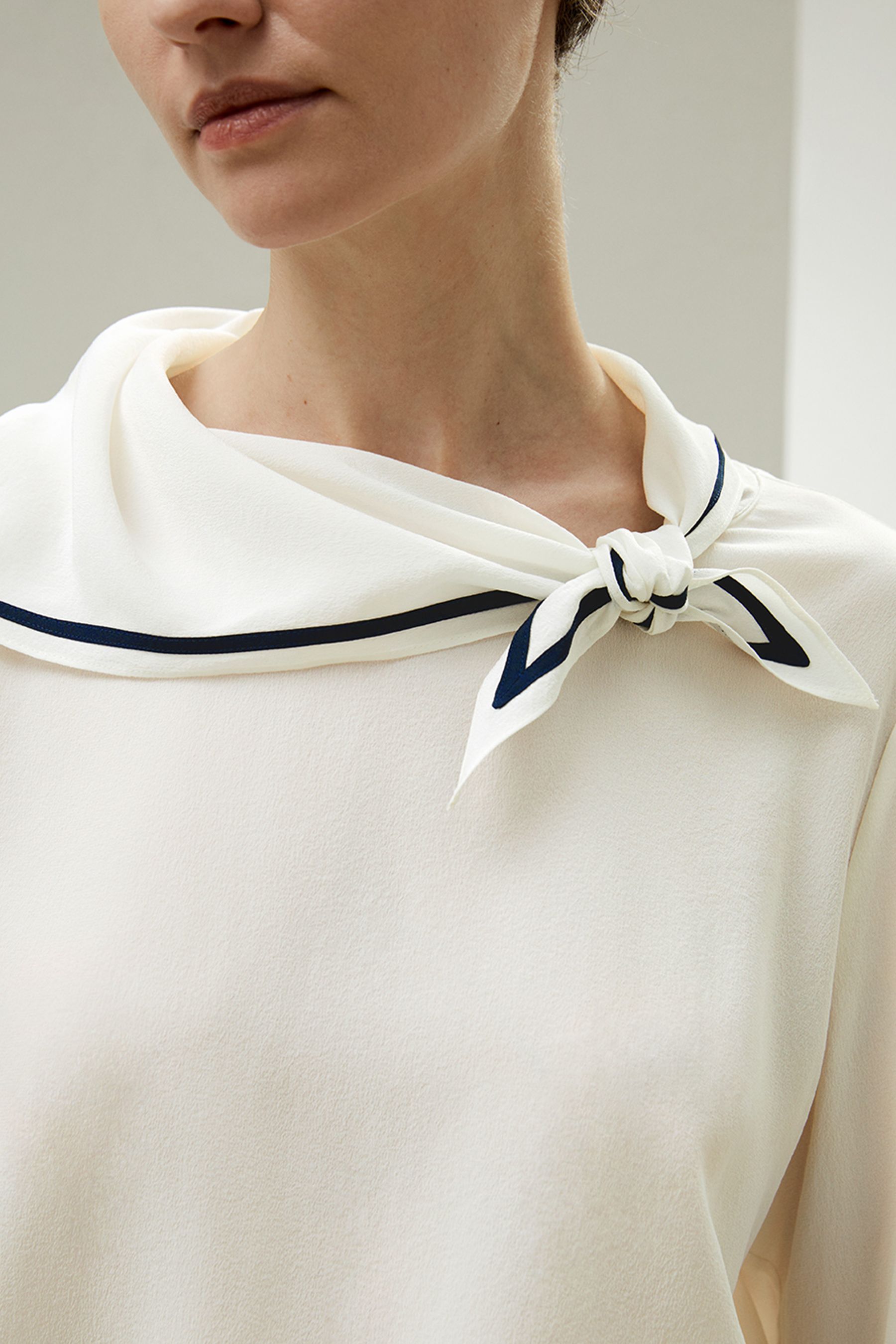 #color_Natural White