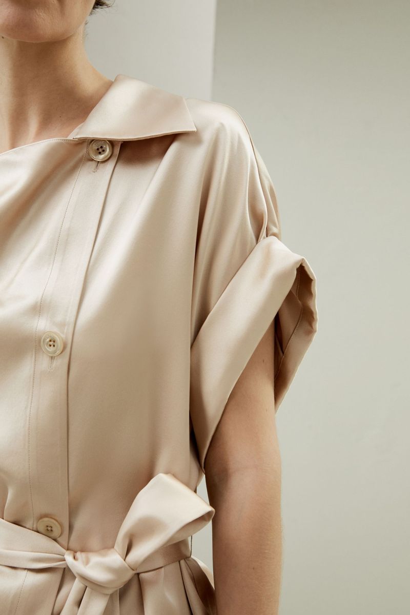 #color_Champagne Gold