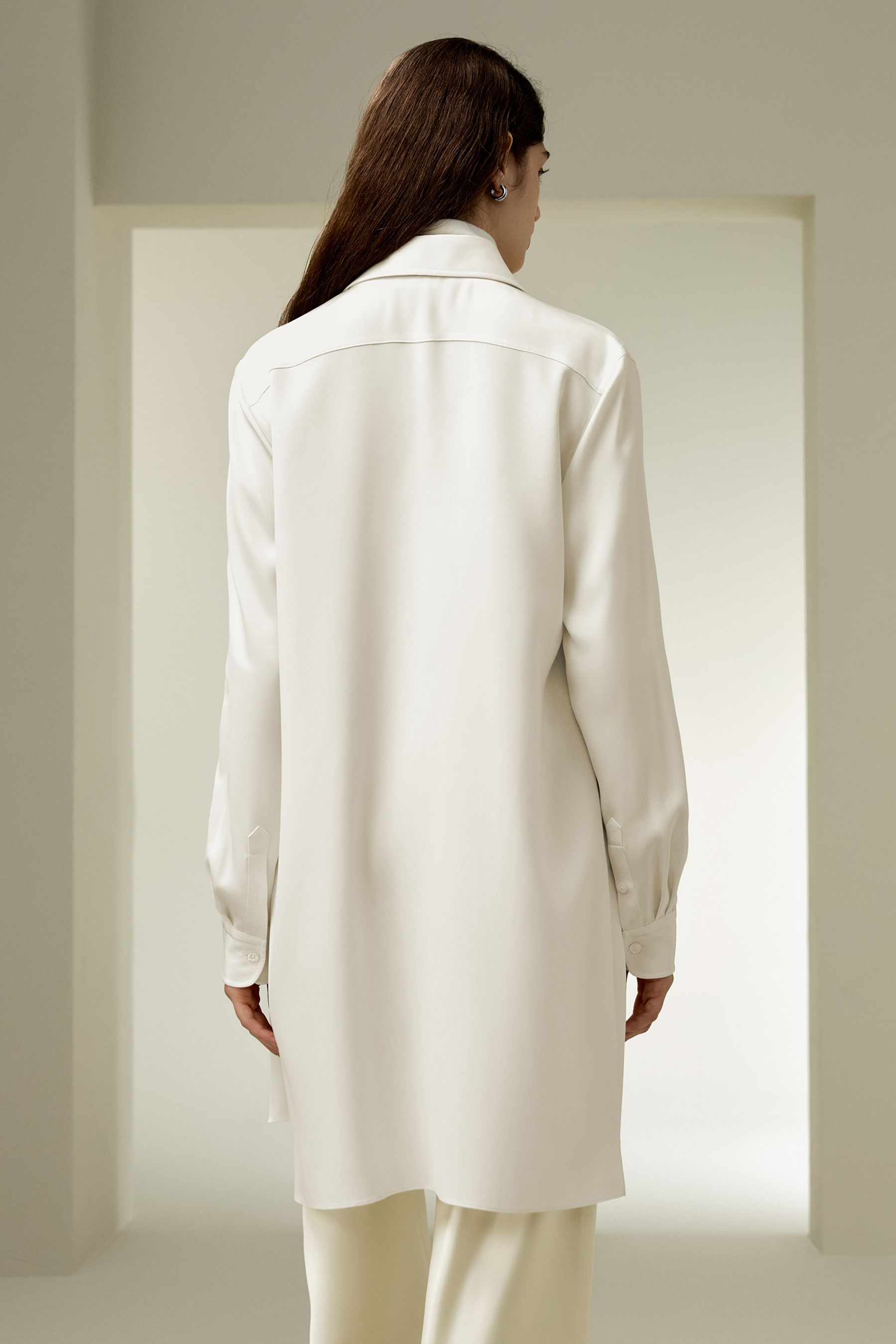 #color_Natural White