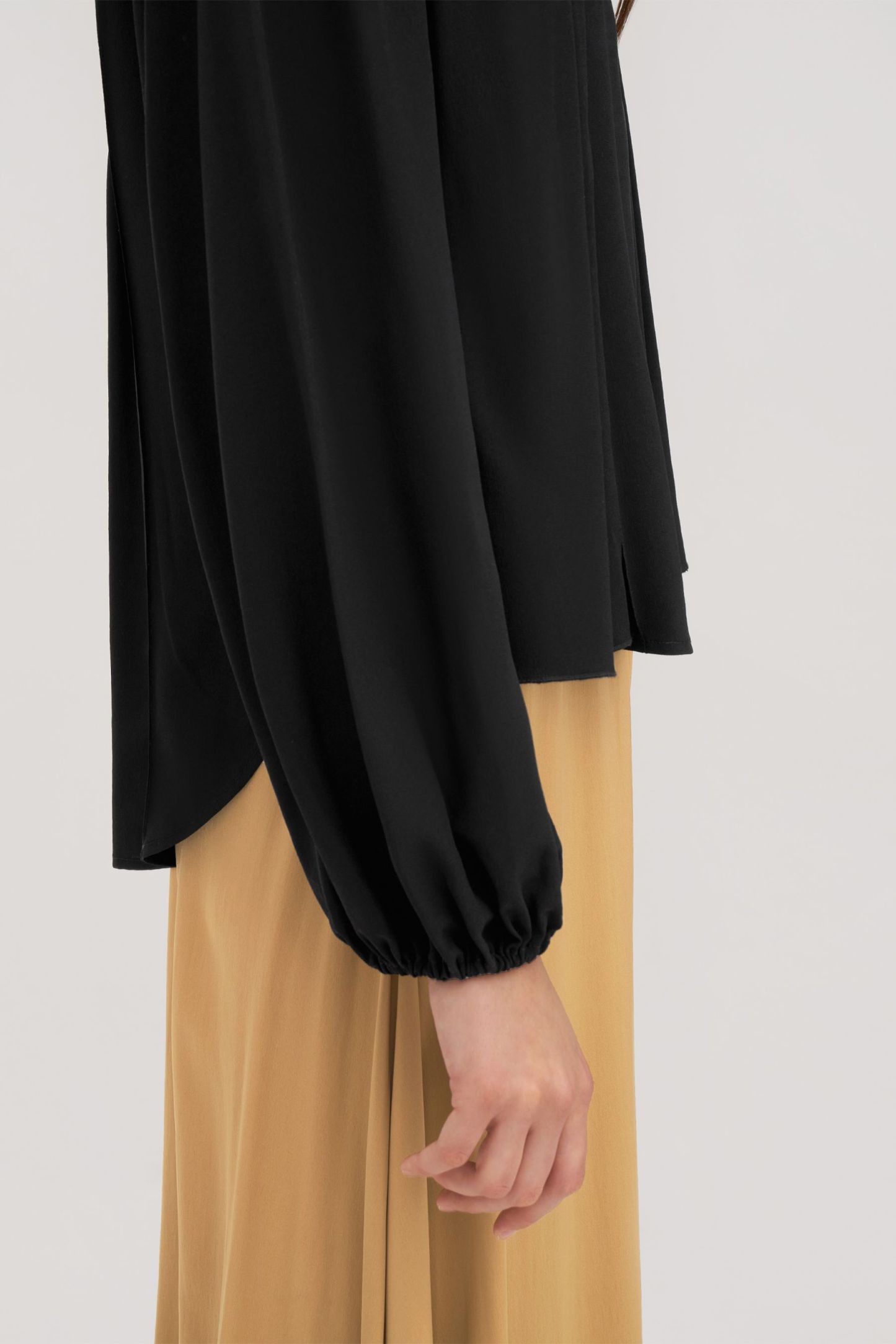 #color_Black