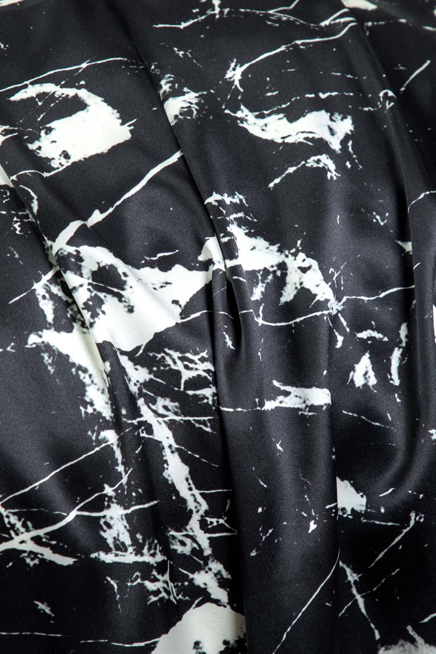 #color_Black Marble Print