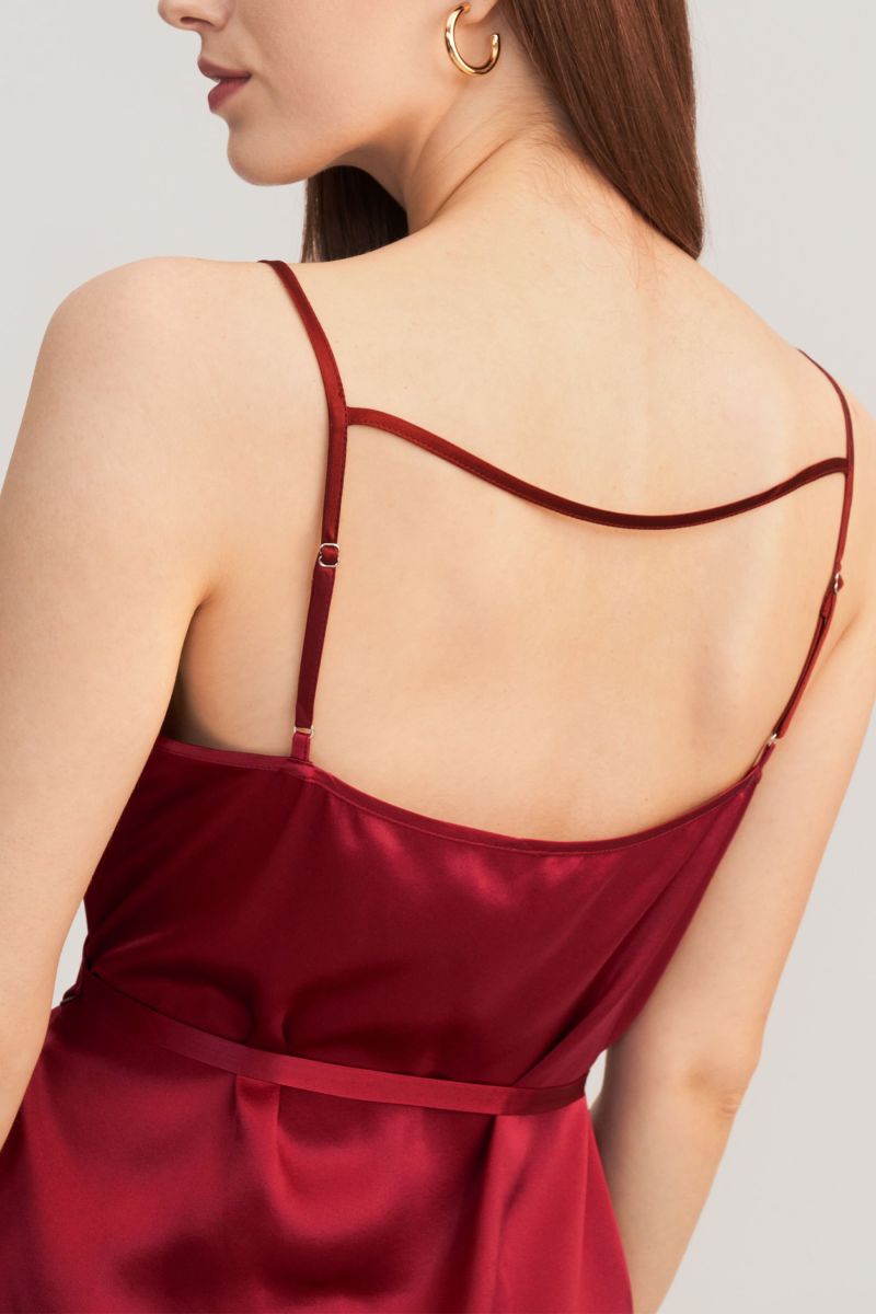 #color_Claret