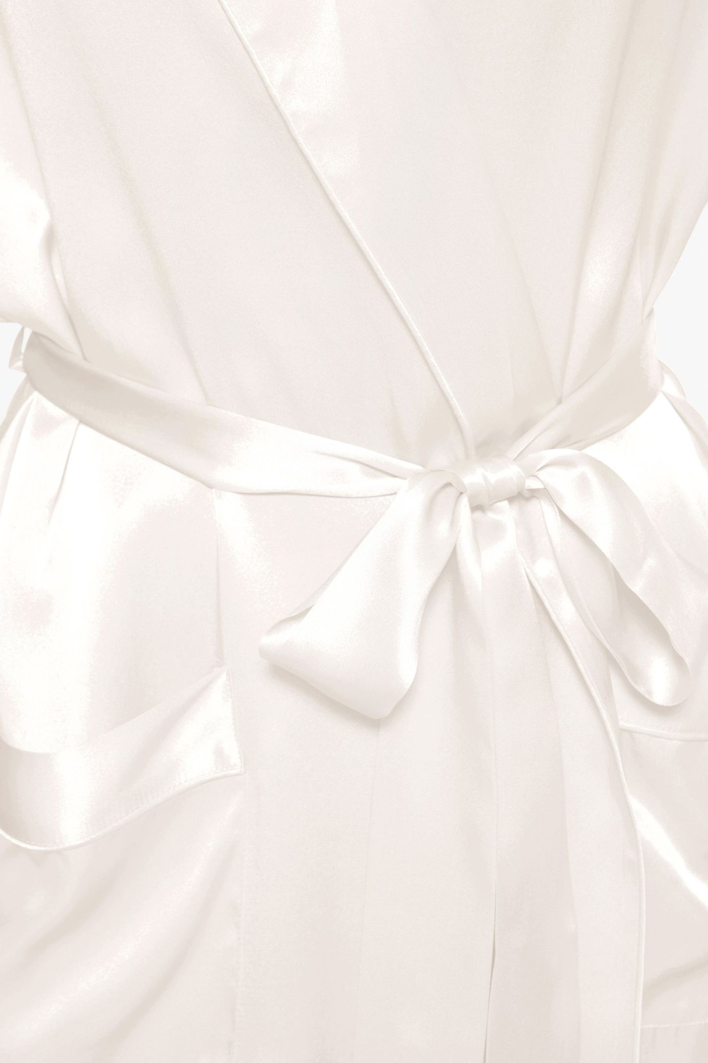#color_Natural White