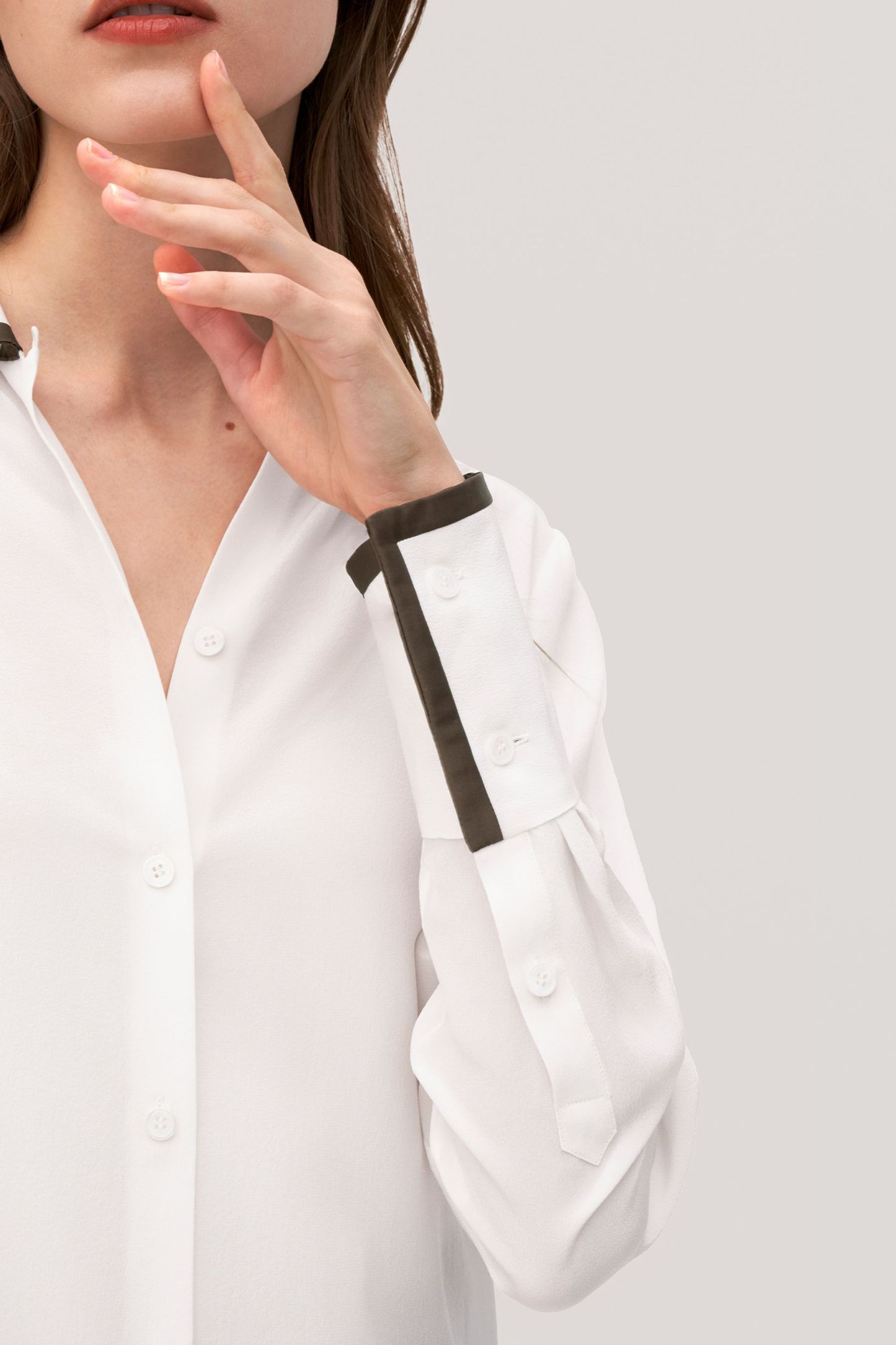 #color_Natural White