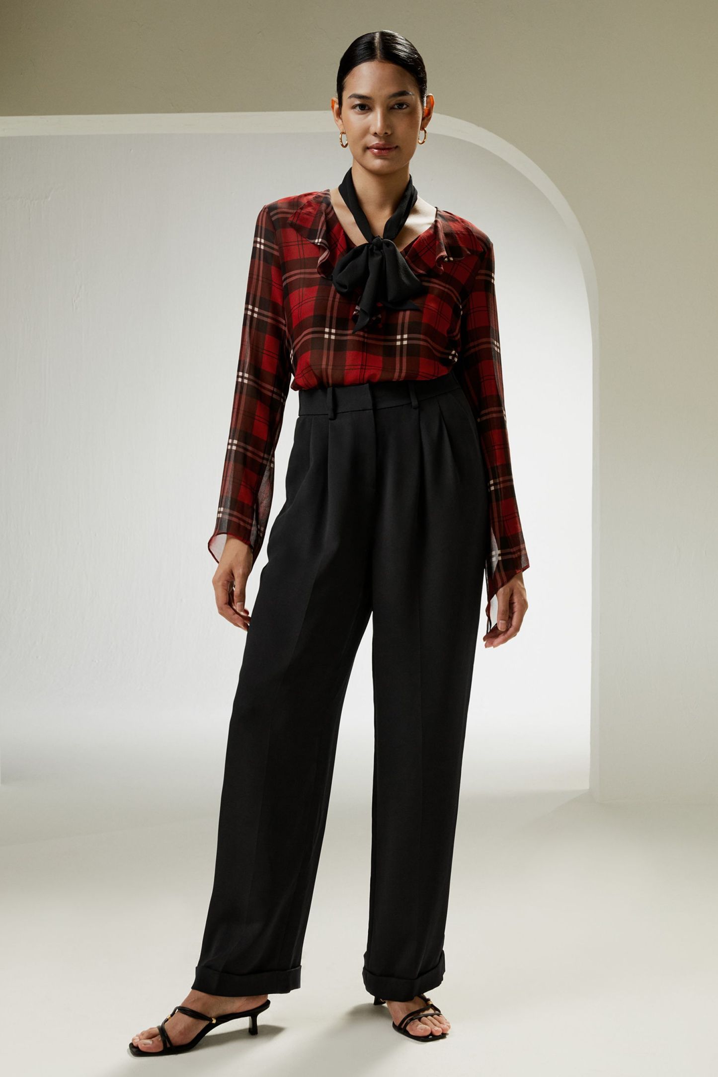 #color_Black and Red Square