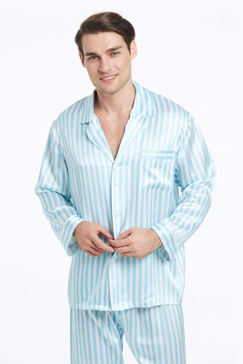 #color_Blue And White Stripes