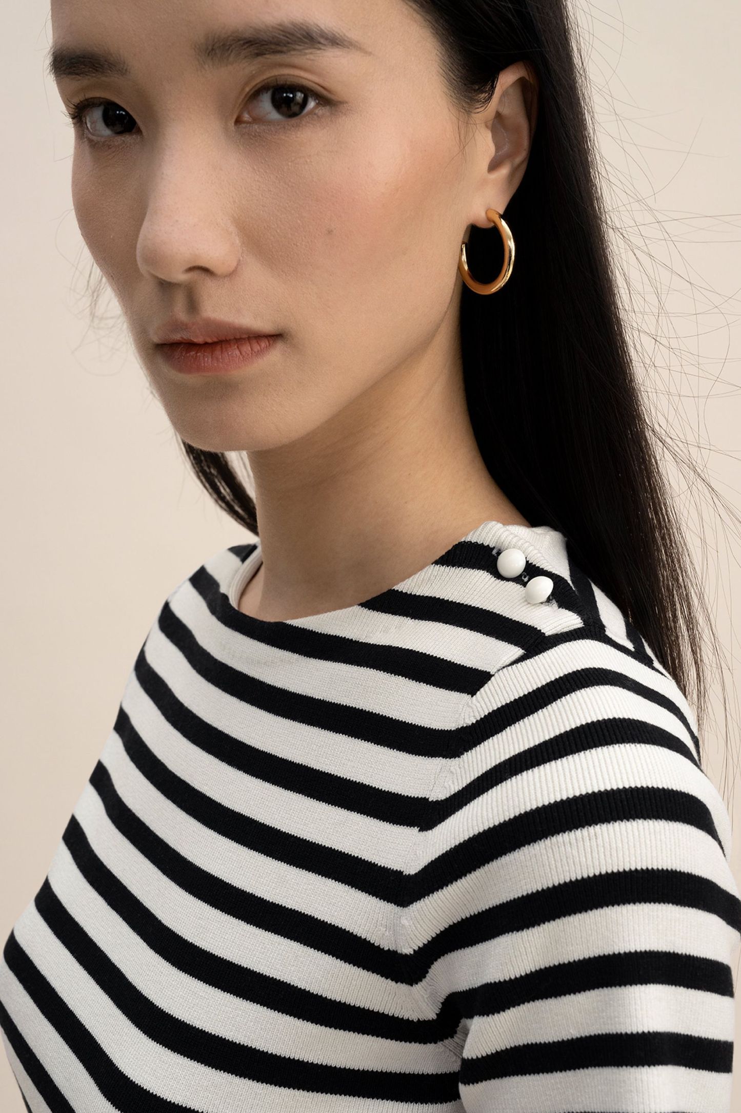 #color_Black&White Stripes