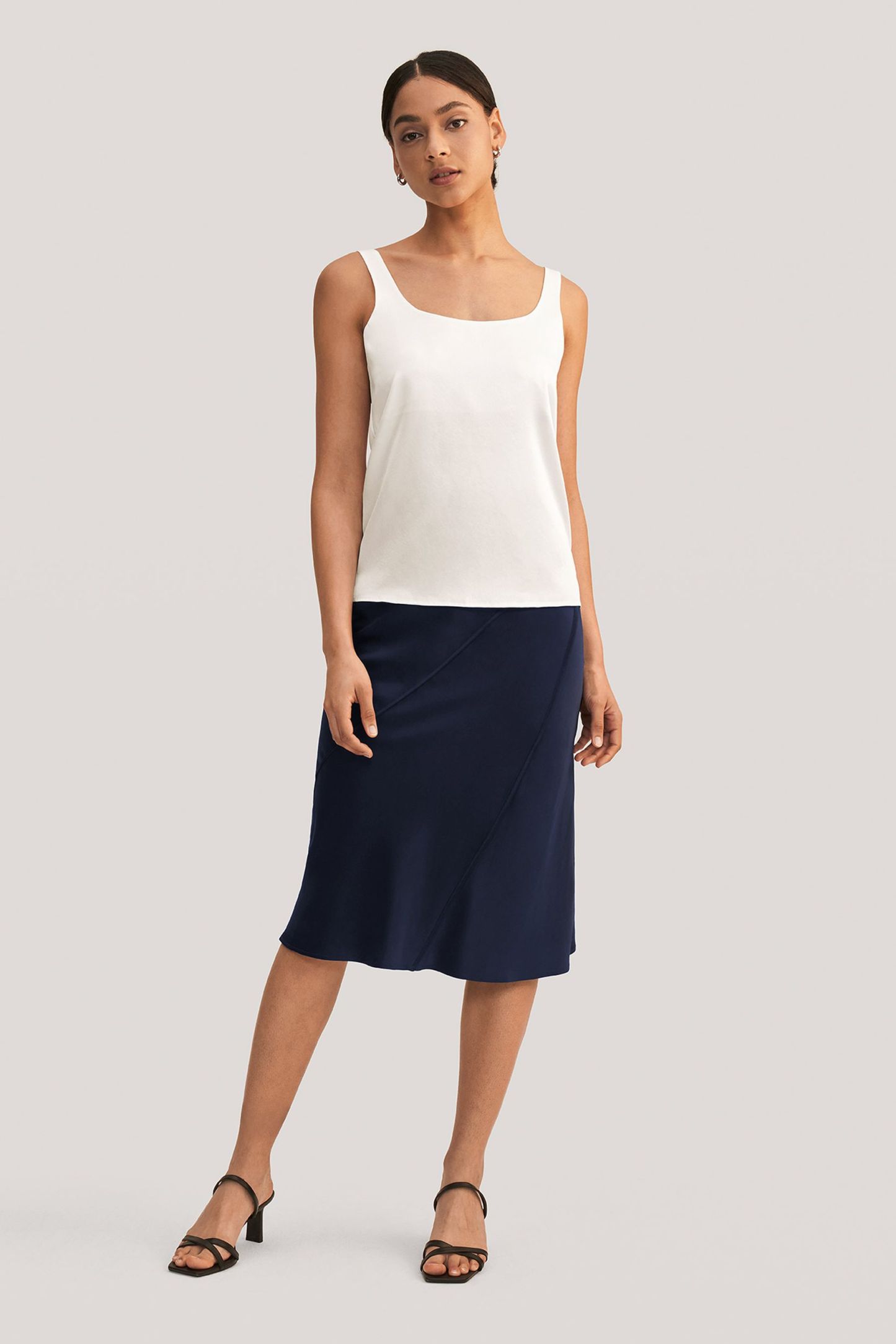 #color_Natural White