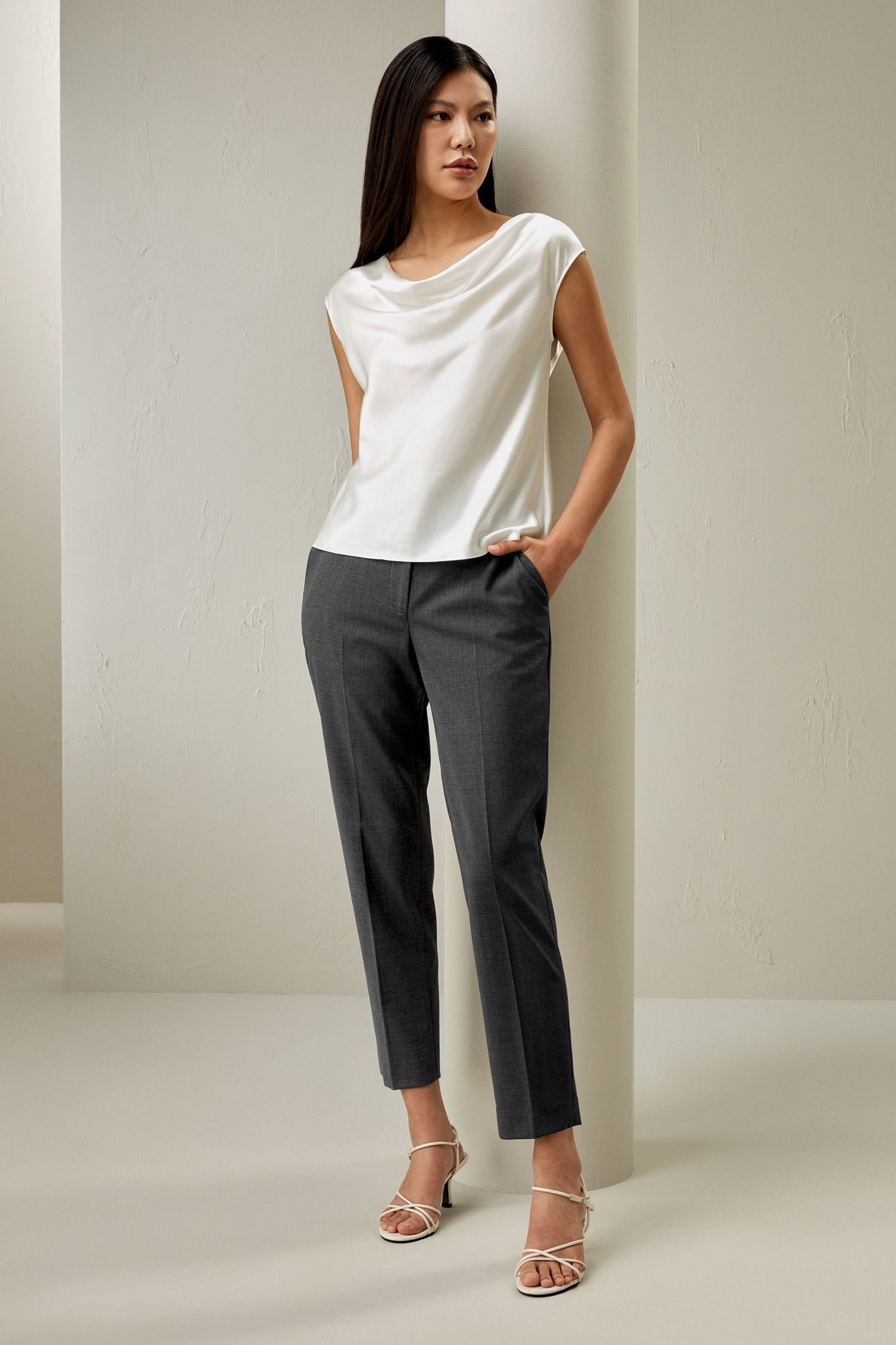 #color_Natural White