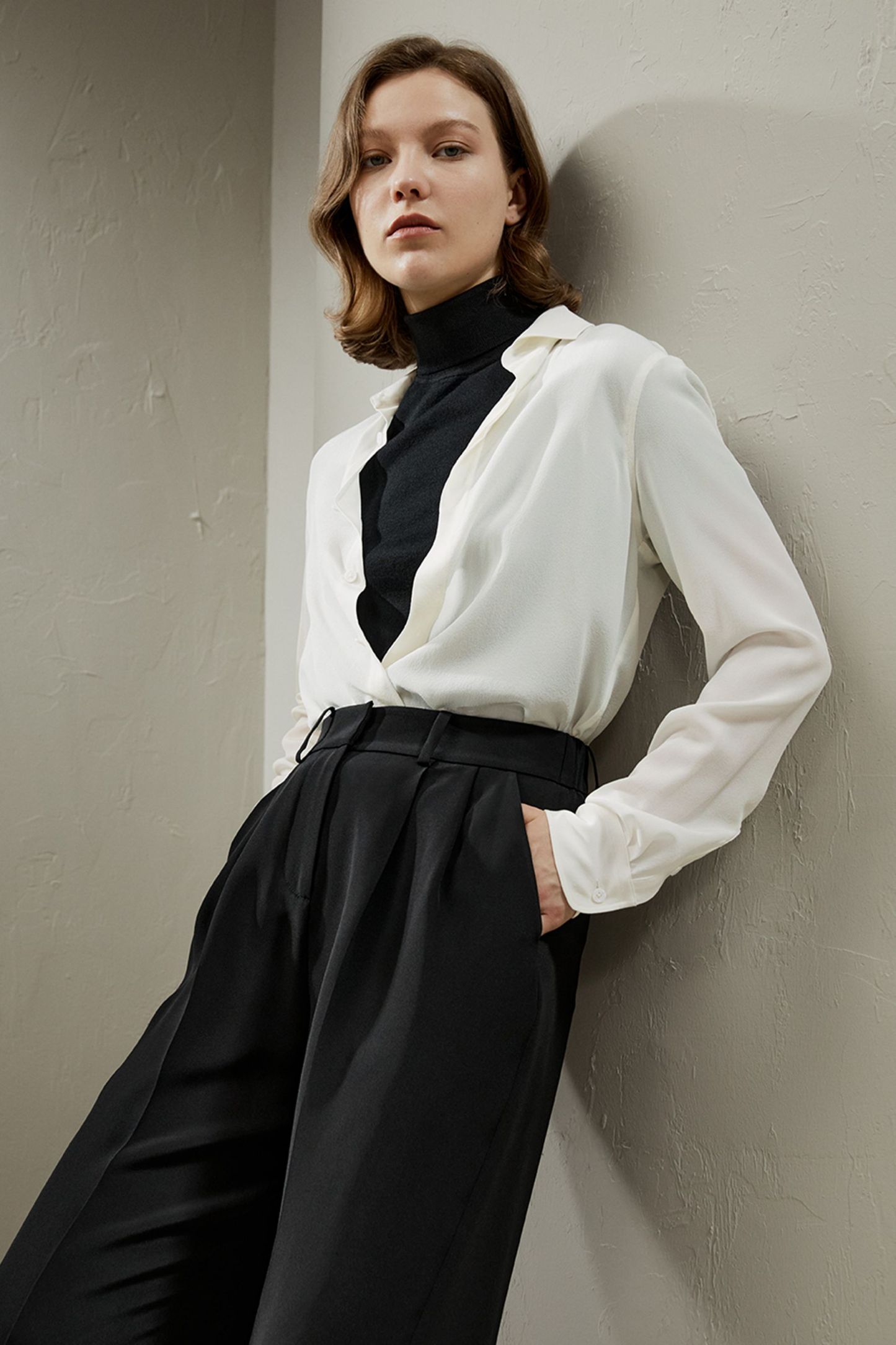 #color_Natural White