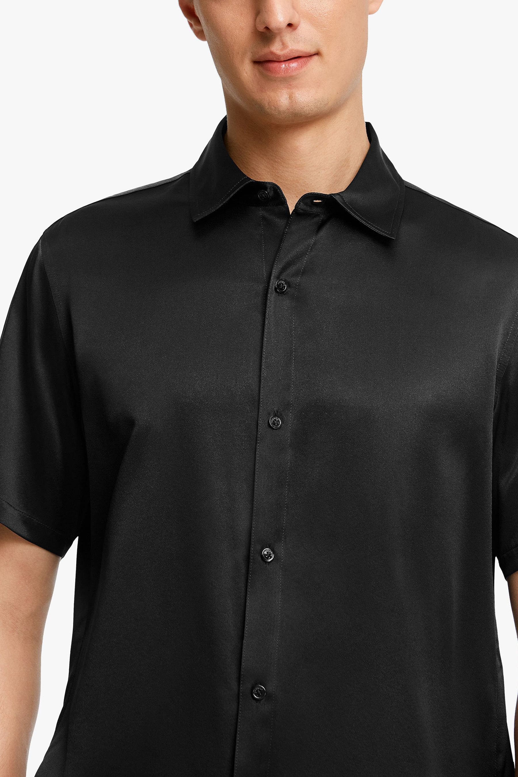 #color_Black