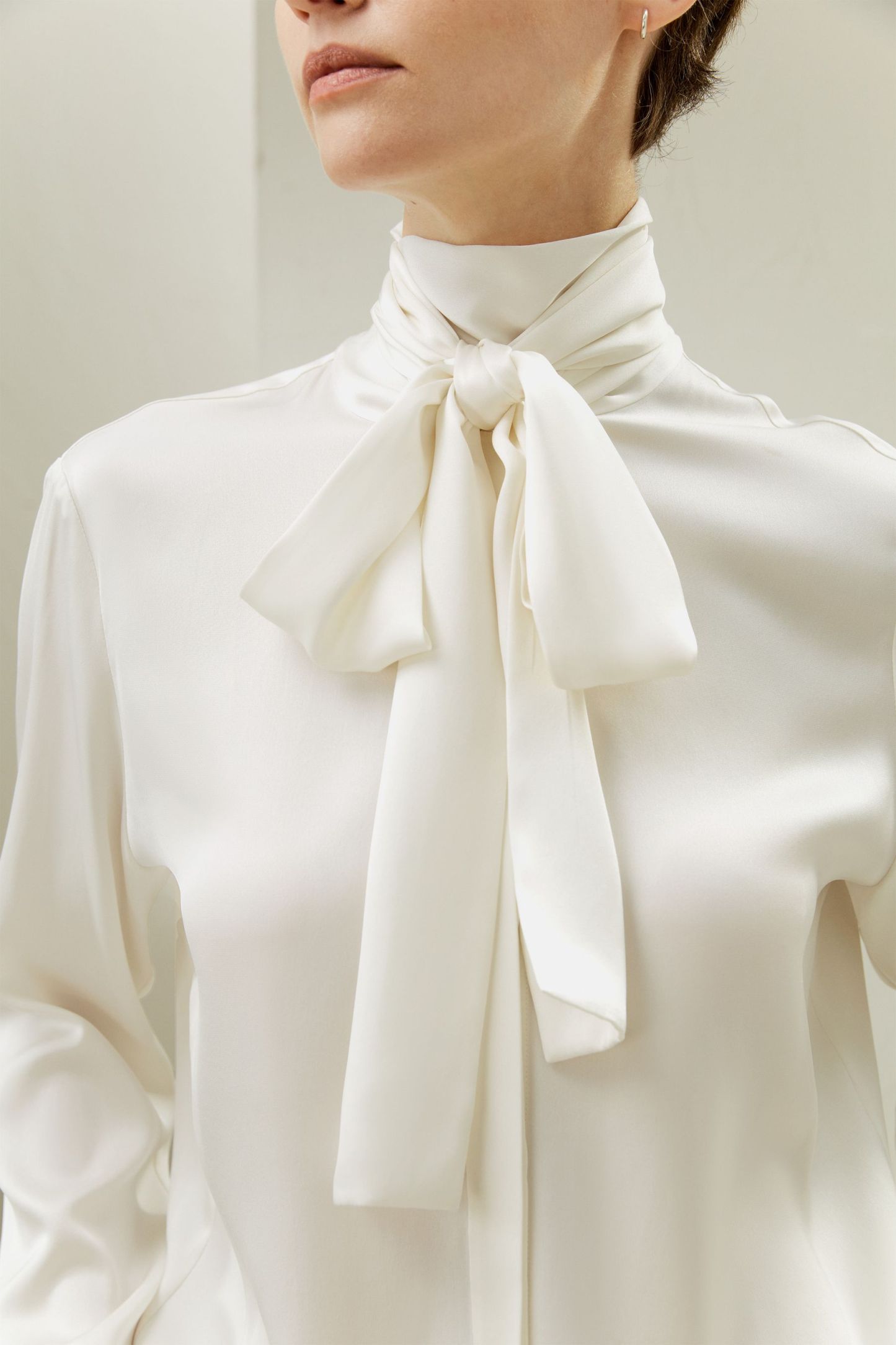 #color_Natural White