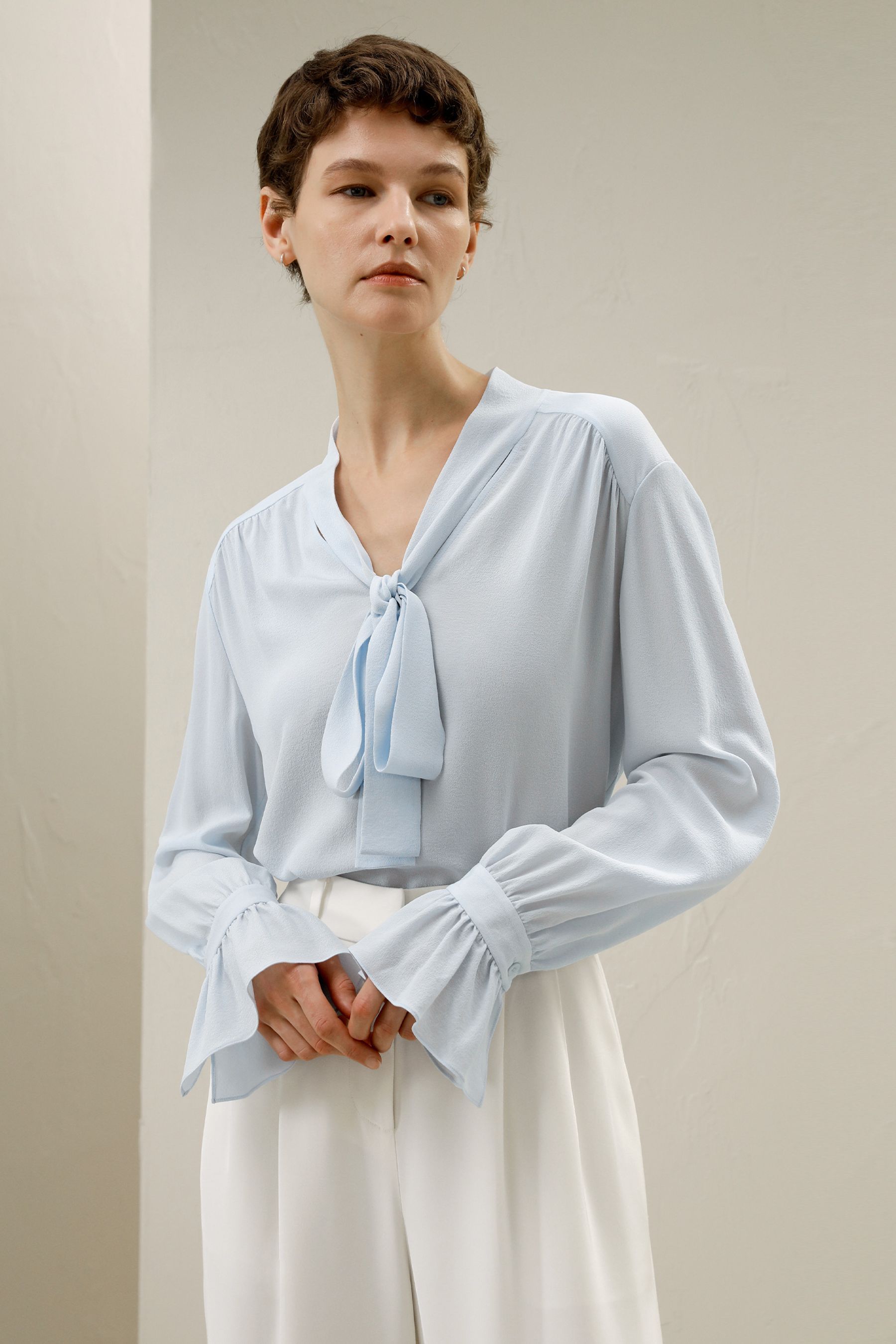 #color_Illusion Blue