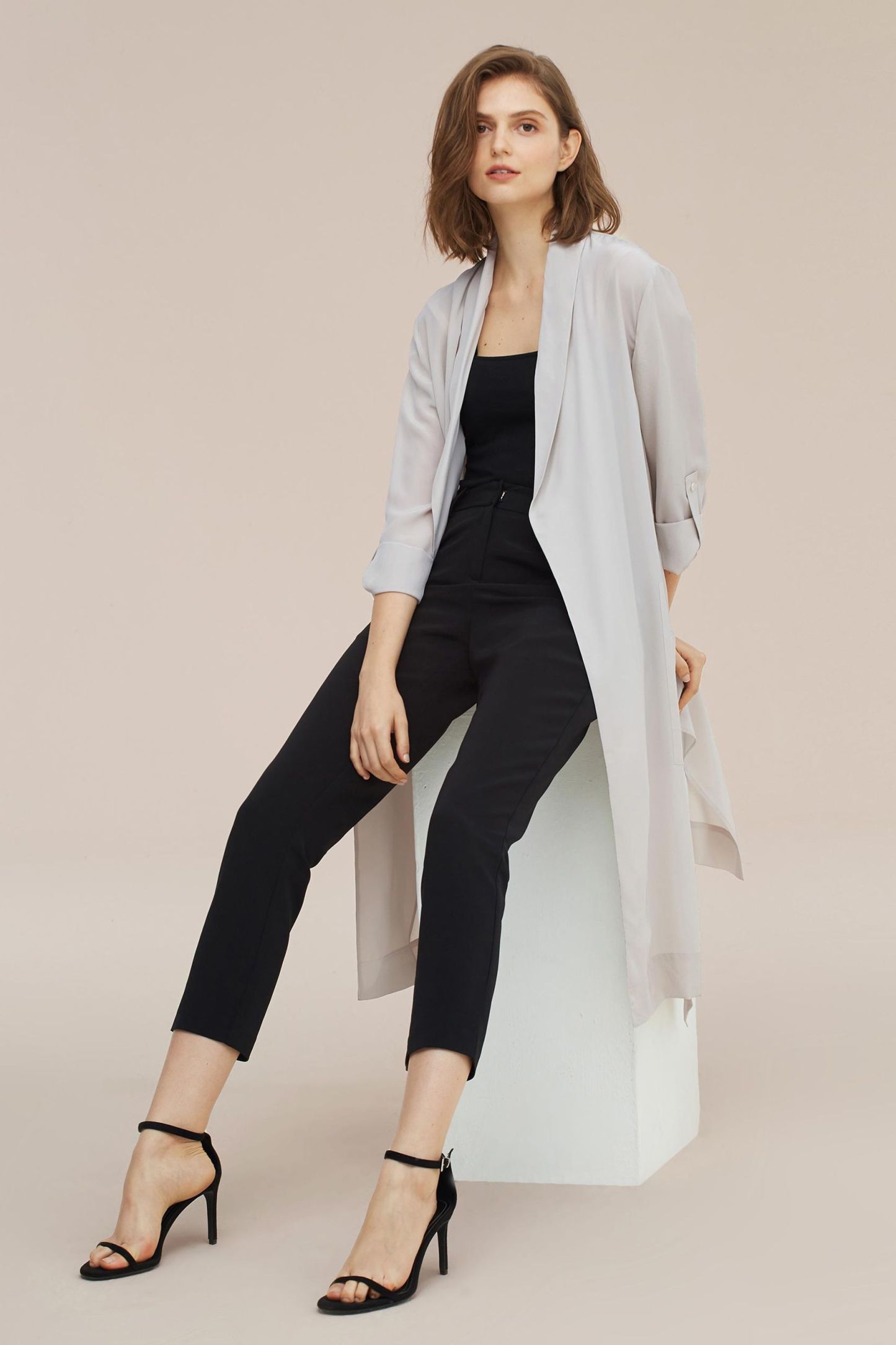 #color_Pale-Gray