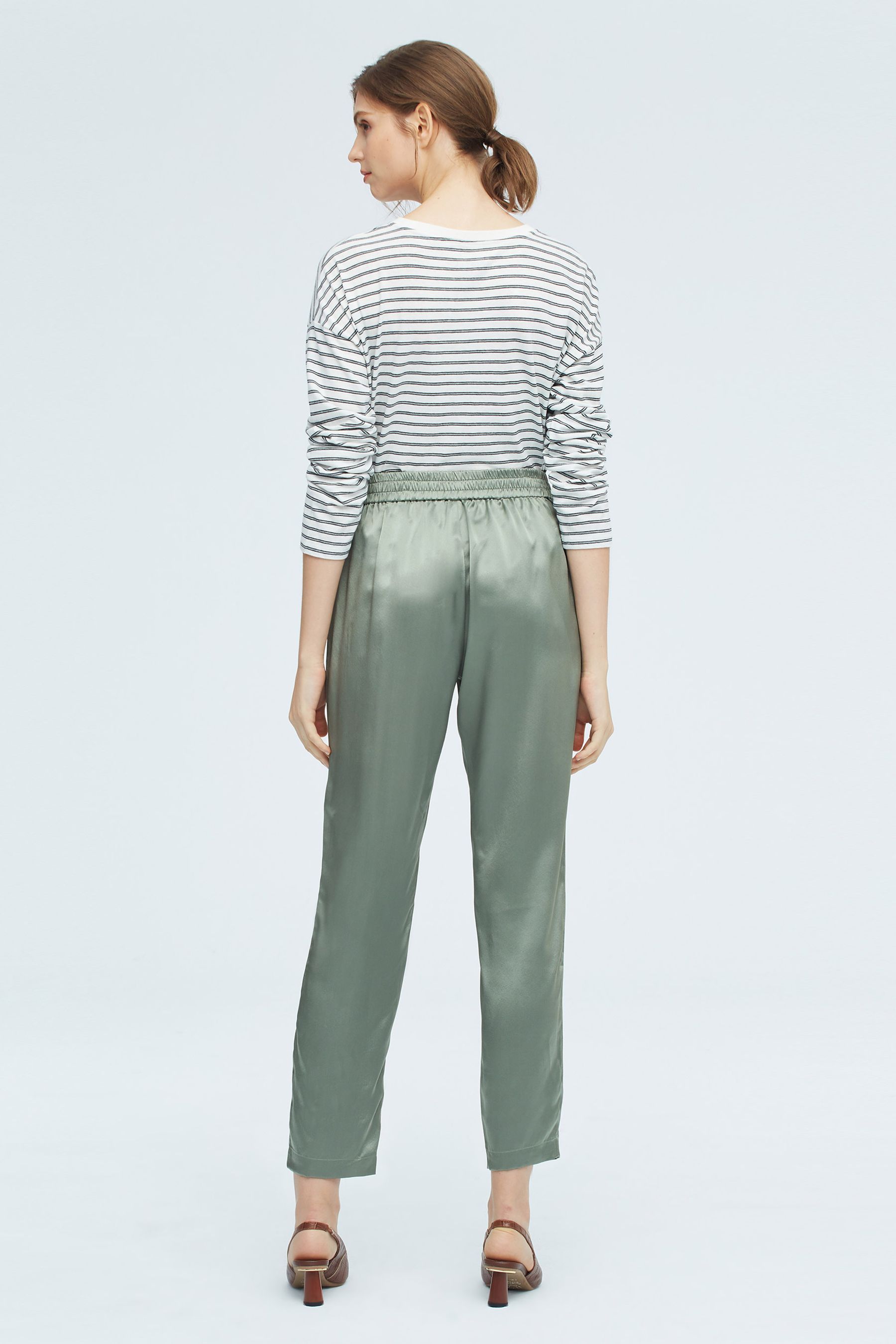 #color_Avocado Green