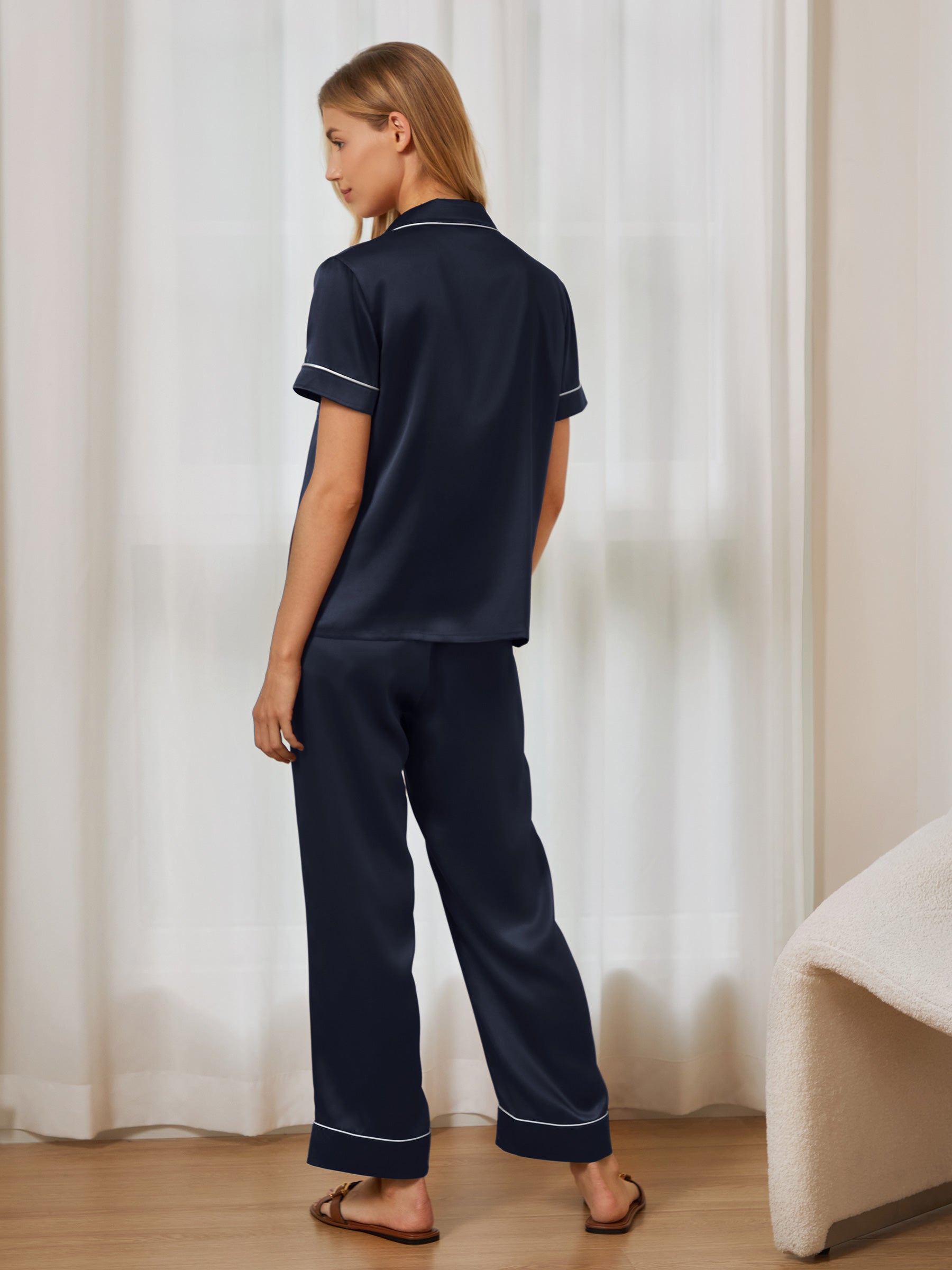 #Navy blau